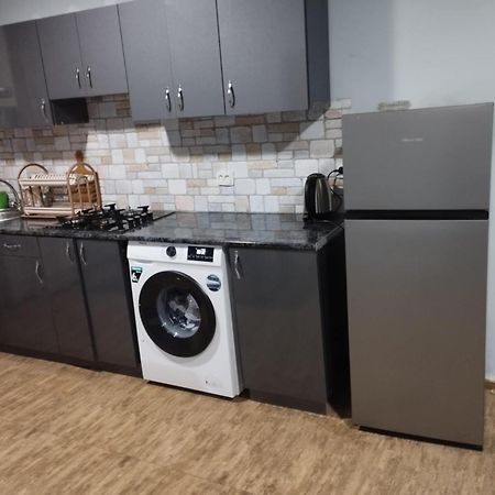 Bbq House Apartment Dilijan Bagian luar foto